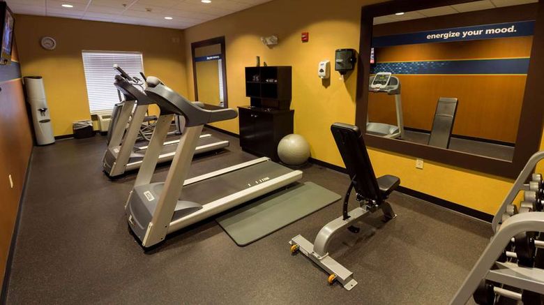 <b>Hampton Inn & Suites Sevierville Health</b>. Images powered by <a href="https://iceportal.shijigroup.com/" title="IcePortal" target="_blank">IcePortal</a>.