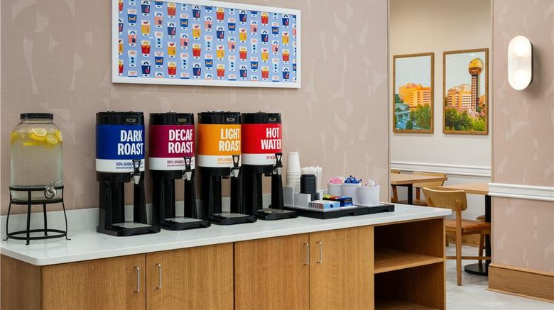 <b>Hampton Inn & Suites at Turkey Creek Restaurant</b>. Images powered by <a href="https://iceportal.shijigroup.com/" title="IcePortal" target="_blank">IcePortal</a>.