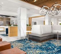 Hampton Inn West Lobby