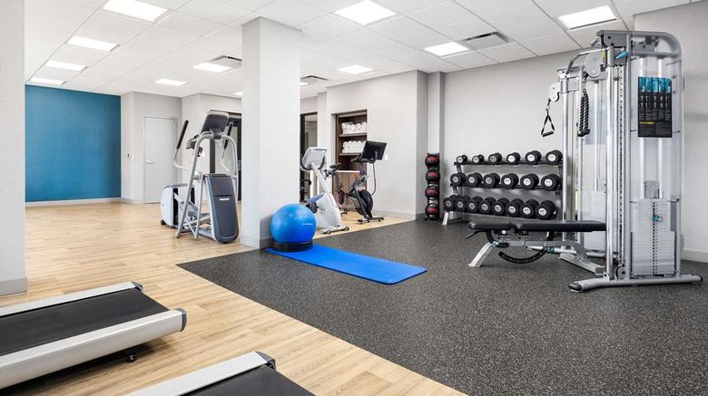 <b>Hampton Inn West Health</b>. Images powered by <a href="https://iceportal.shijigroup.com/" title="IcePortal" target="_blank">IcePortal</a>.