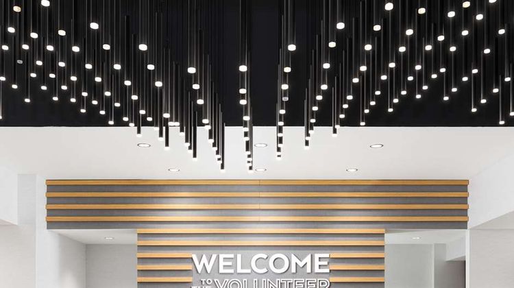 Hampton Inn West Lobby