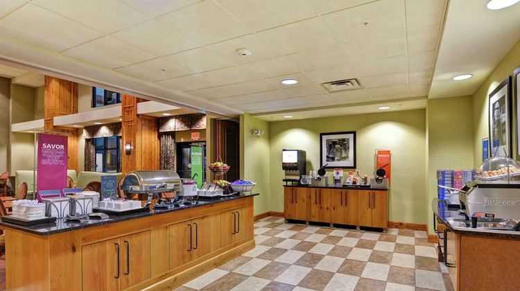 Hampton Inn & Suites, New Hartford Restaurant