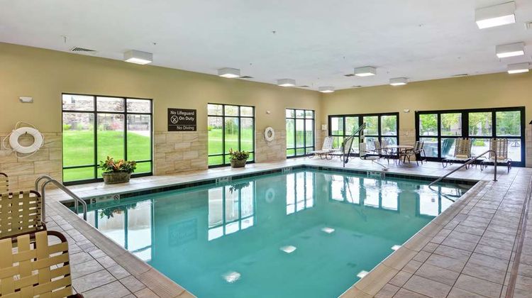 Hampton Inn & Suites, New Hartford Pool