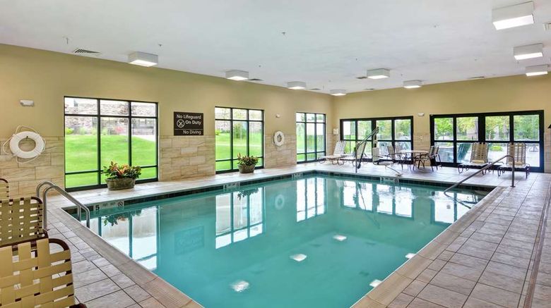 <b>Hampton Inn & Suites, New Hartford Pool</b>. Images powered by <a href="https://iceportal.shijigroup.com/" title="IcePortal" target="_blank">IcePortal</a>.