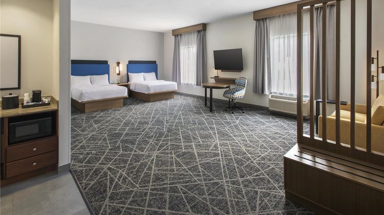 Hampton Inn & Suites, New Hartford Room