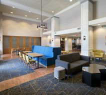 Hampton Inn & Suites, New Hartford Lobby