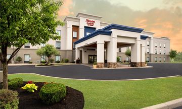 Hampton Inn & Suites, New Hartford
