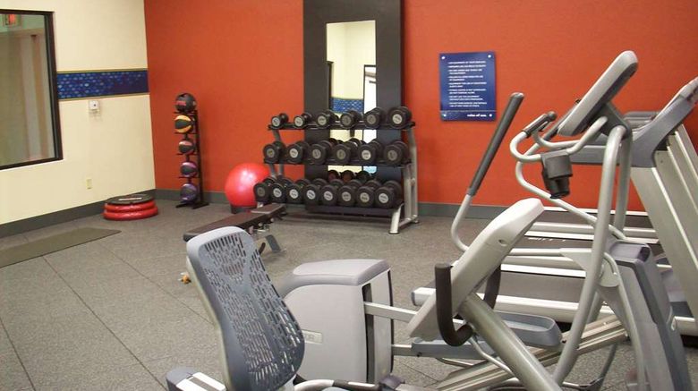 <b>Hampton Inn Uniontown Health</b>. Images powered by <a href="https://iceportal.shijigroup.com/" title="IcePortal" target="_blank">IcePortal</a>.
