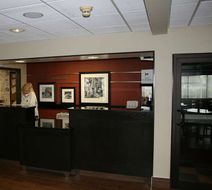 Hampton Inn Uniontown Lobby