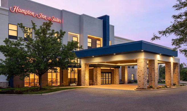 Hampton Inn & Suites Valparaiso Exterior