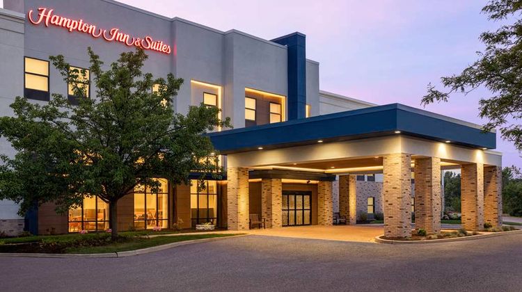 Hampton Inn & Suites Valparaiso Exterior