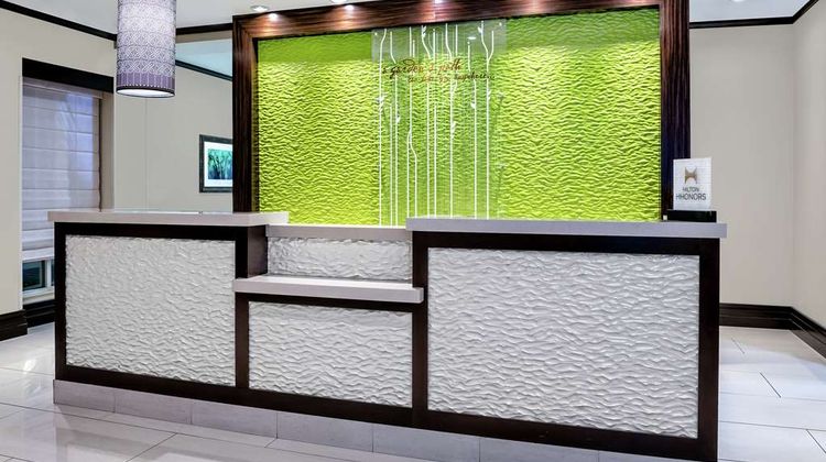 Hilton Garden Inn Victoria Lobby