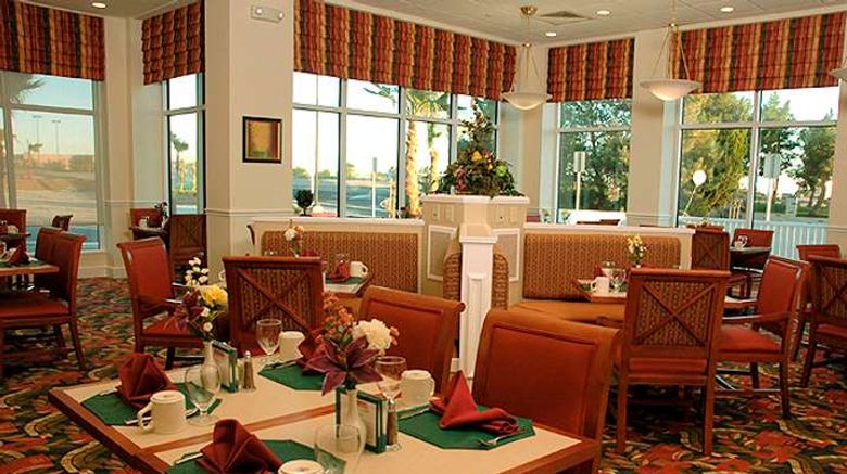 <b>Hilton Garden Inn Victorville Restaurant</b>. Images powered by <a href="https://iceportal.shijigroup.com/" title="IcePortal" target="_blank">IcePortal</a>.