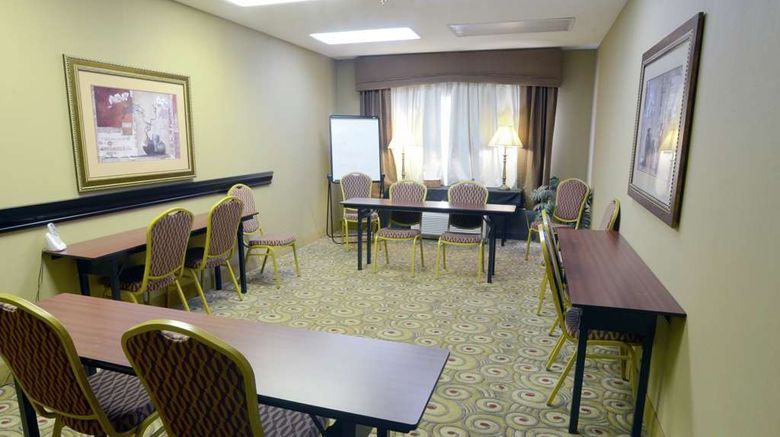 <b>Hampton Inn Vidalia Meeting</b>. Images powered by <a href="https://iceportal.shijigroup.com/" title="IcePortal" target="_blank">IcePortal</a>.