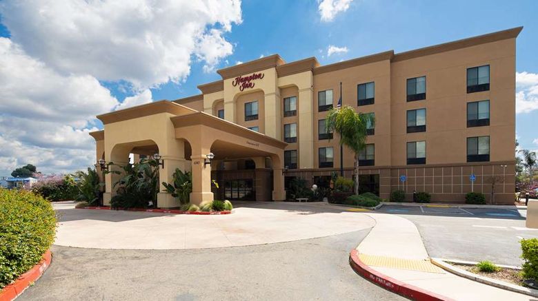 <b>Hampton Inn Visalia Exterior</b>. Images powered by <a href="https://iceportal.shijigroup.com/" title="IcePortal" target="_blank">IcePortal</a>.