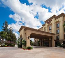 Hampton Inn Visalia Exterior