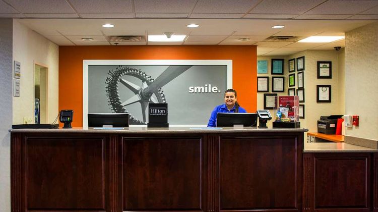 Hampton Inn & Suites Valdosta Conf Ctr Lobby
