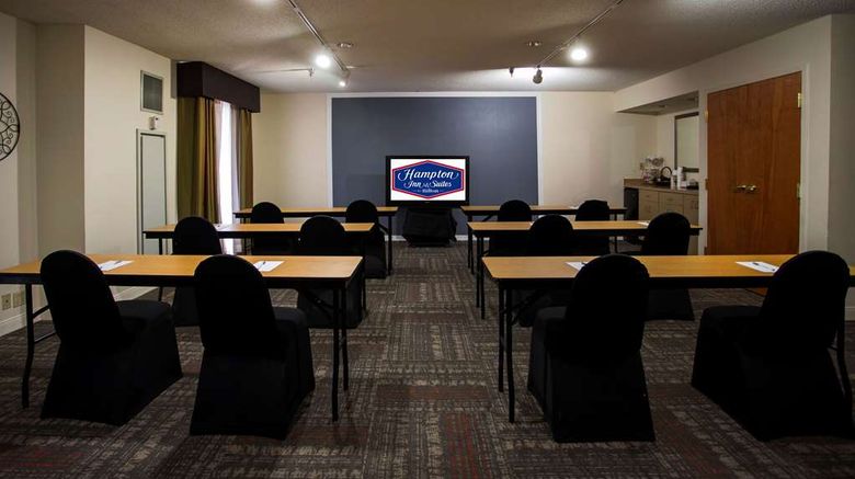 <b>Hampton Inn & Suites Valdosta Conf Ctr Meeting</b>. Images powered by <a href="https://iceportal.shijigroup.com/" title="IcePortal" target="_blank">IcePortal</a>.