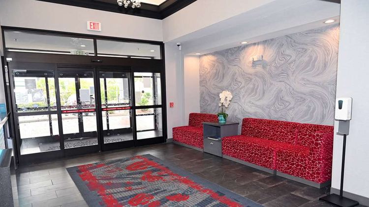 Hampton Inn Valdosta-Lake Park Lobby