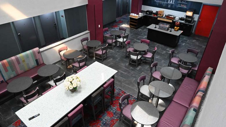 <b>Hampton Inn Valdosta-Lake Park Restaurant</b>. Images powered by <a href="https://iceportal.shijigroup.com/" title="IcePortal" target="_blank">IcePortal</a>.