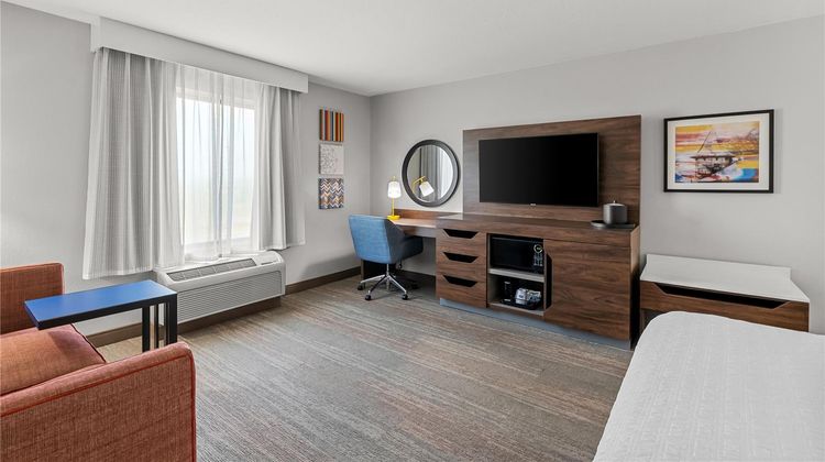 Hampton Inn & Suites - Peru Room