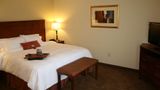 Hampton Inn & Suites Warren Room