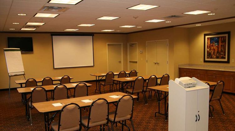 Hampton Inn & Suites Warren Meeting