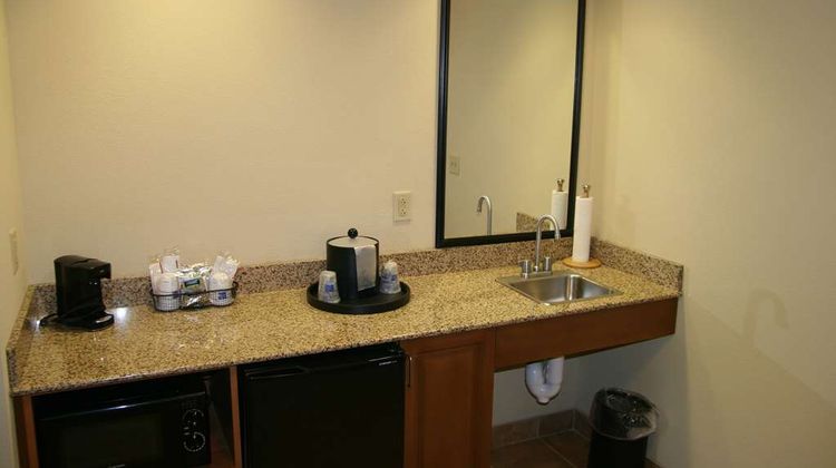 Hampton Inn & Suites Warren Other