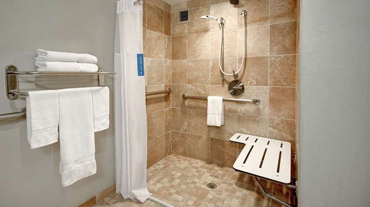 Hampton Inn & Suites Alex-Old Town/Area Room