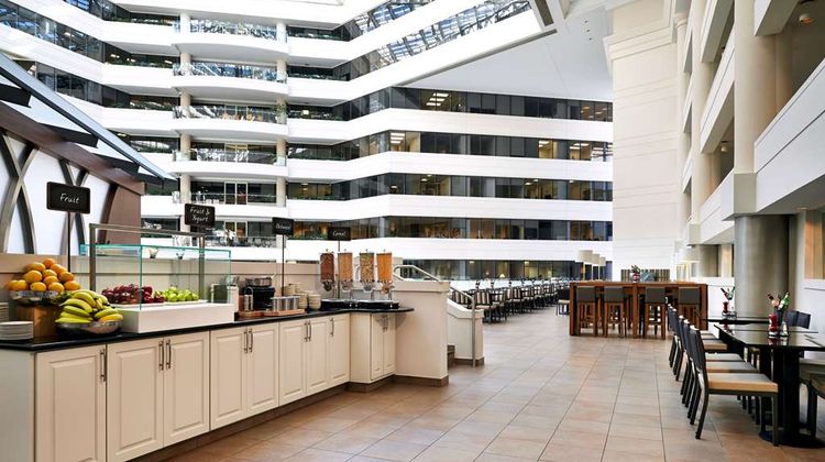Embassy Suites at Chevy Chase Pavillion Restaurant