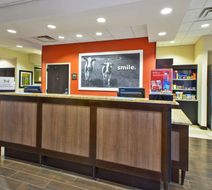 Hampton Inn Dulles Intl Airport South Lobby