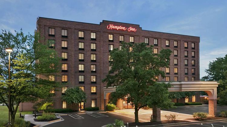Hampton Inn Dulles Intl Airport South Exterior
