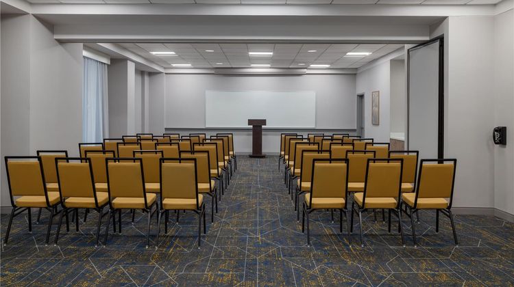 Hampton Inn Dulles Intl Airport South Meeting