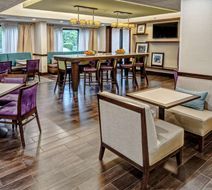 Hampton Inn Dumfries Lobby