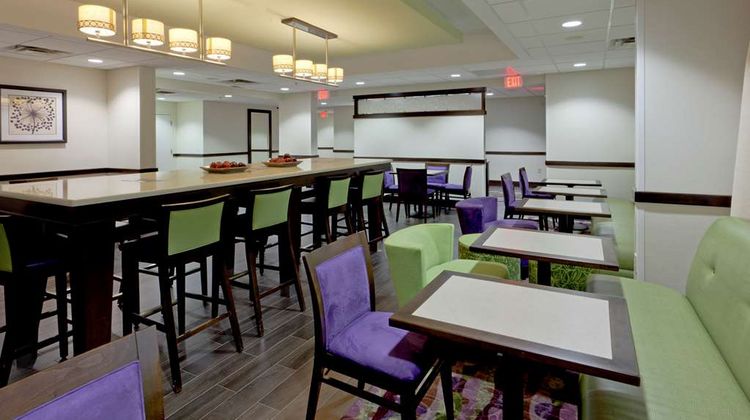 Hampton Inn Dumfries Lobby