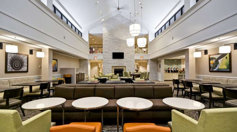 <b>Homewood Suites by Hilton Dulles Arpt Lobby</b>. Images powered by <a href="https://iceportal.shijigroup.com/" title="IcePortal" target="_blank">IcePortal</a>.
