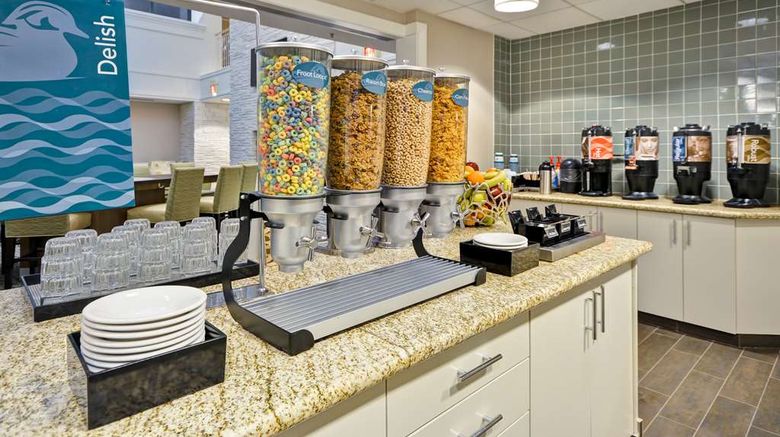 <b>Homewood Suites by Hilton Dulles Arpt Restaurant</b>. Images powered by <a href="https://iceportal.shijigroup.com/" title="IcePortal" target="_blank">IcePortal</a>.