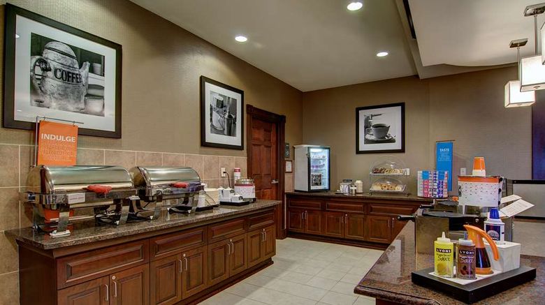 <b>Hampton Inn & Stes WAS-Dulles Intl Arpt Restaurant</b>. Images powered by <a href="https://iceportal.shijigroup.com/" title="IcePortal" target="_blank">IcePortal</a>.
