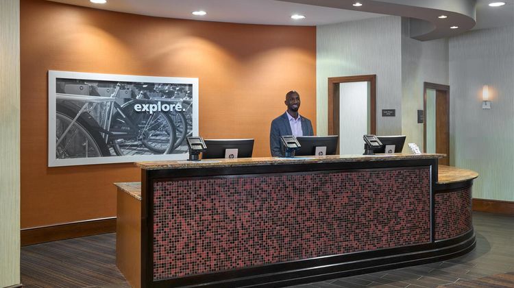 Hampton Inn Washington DC-Convention Ctr Lobby