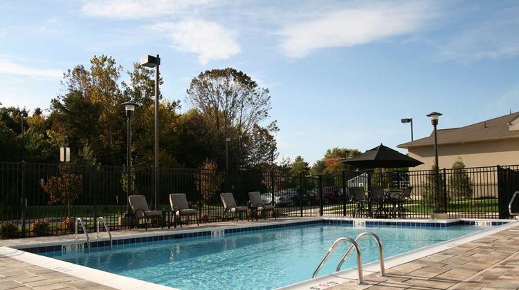 Homewood Suites Leesburg Pool