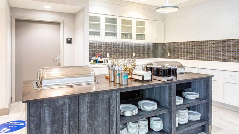 <b>Homewood Suites Leesburg Restaurant</b>. Images powered by <a href="https://iceportal.shijigroup.com/" title="IcePortal" target="_blank">IcePortal</a>.
