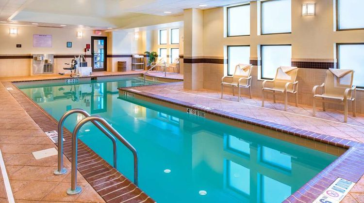 Hampton Inn & Suites National Harbor Pool