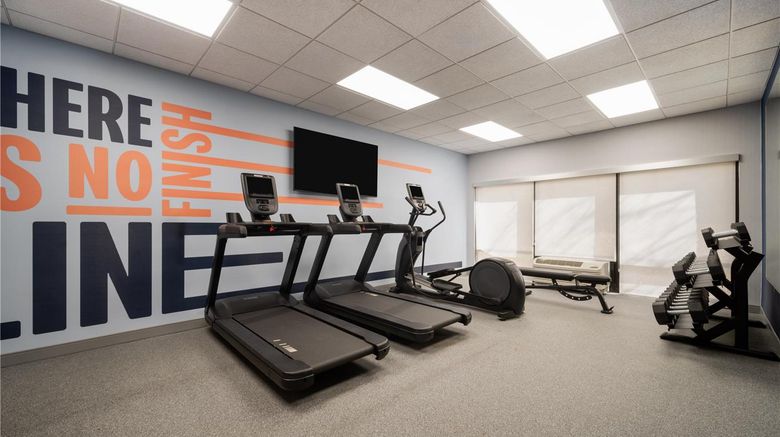 <b>Hampton Inn Warrenton Health</b>. Images powered by <a href="https://iceportal.shijigroup.com/" title="IcePortal" target="_blank">IcePortal</a>.