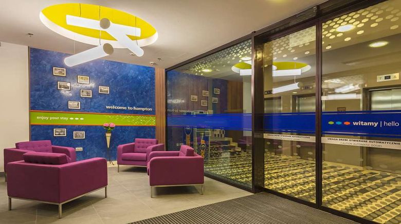 <b>Hampton by Hilton Warsaw City Centre Lobby</b>. Images powered by <a href="https://iceportal.shijigroup.com/" title="IcePortal" target="_blank">IcePortal</a>.