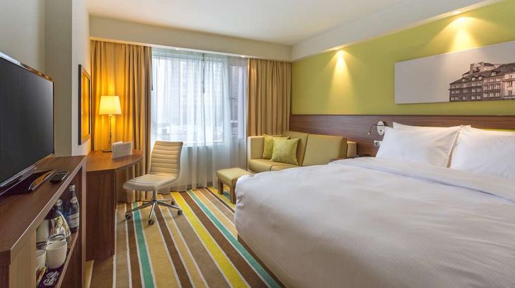 Hampton by Hilton Warsaw City Centre Room