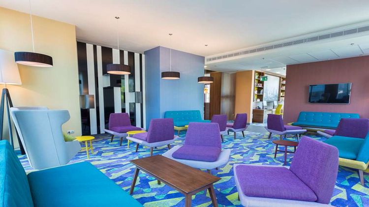 Hampton by Hilton Warsaw City Centre Lobby