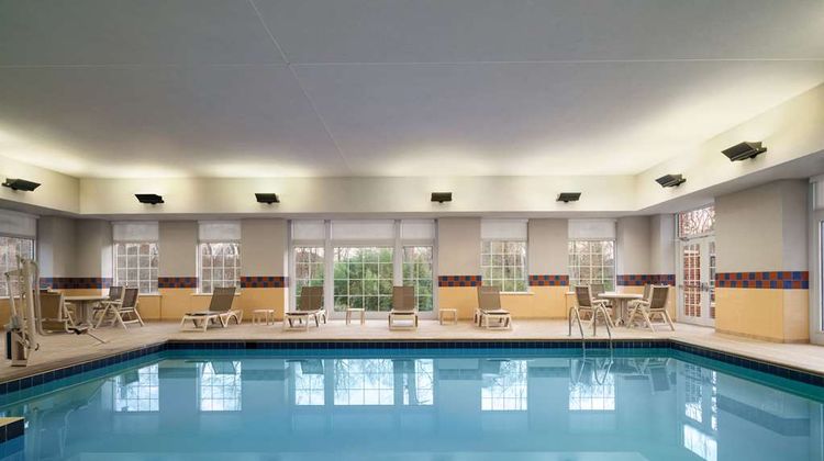 Hampton Inn & Suites Central Pool