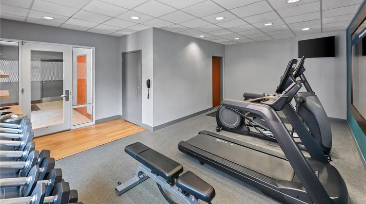 Hampton Inn & Suites Central Health