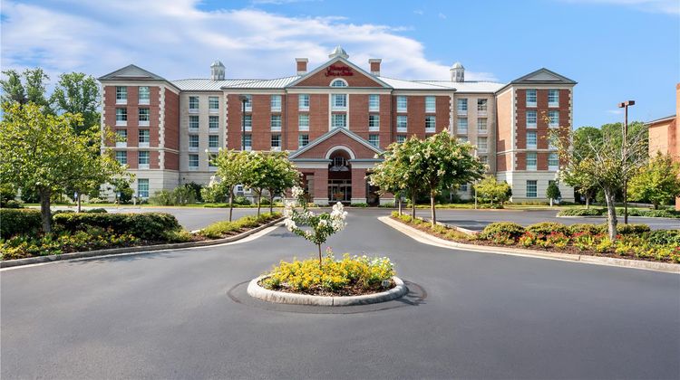 Hampton Inn & Suites Central Exterior