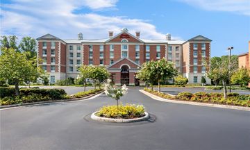 Hampton Inn & Suites Central